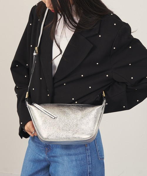 MARCO BIANCHINI（マルコビアンチーニ）の「【MARCO BIANCHINI】イタリアンレザー ショルダーバッグ 24062（ショルダーバッグ・レディース・シルバー/ブラック・FREE）」の14枚目の写真