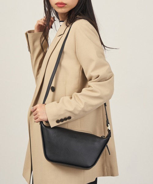 MARCO BIANCHINI（マルコビアンチーニ）の「【MARCO BIANCHINI】イタリアンレザー ショルダーバッグ 24062（ショルダーバッグ・レディース・シルバー/ブラック・FREE）」の9枚目の写真