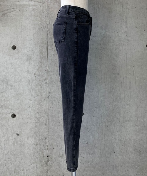 meJane（ミージェーン）の「ストレッチ スキニーパンツ（デニムパンツ・レディース・ブラック/インディゴブルー/スミクロ・S/M/L）」の9枚目の写真