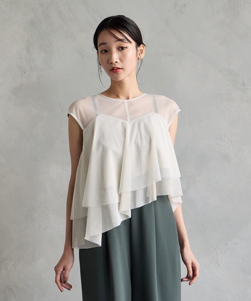 AIMER(エメ)の「アシンメトリーラメチュール2WAYブラウス(シャツ/ブラウス・レディース・ベージュ/ブラック/グレー・MEDIUM)」の4枚目の写真