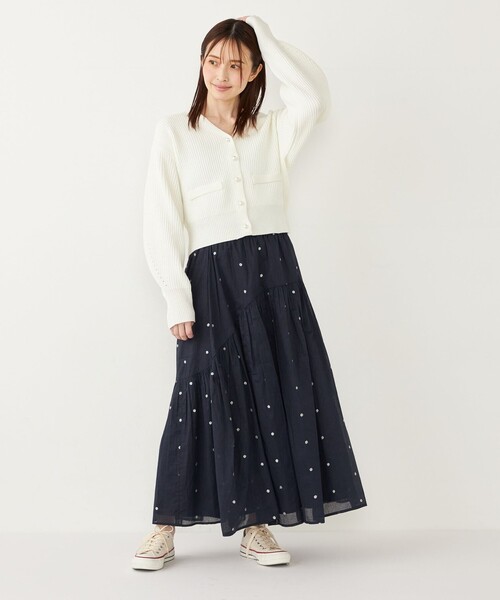 SHIPS Colors(シップス カラーズ)の「SHIPS Colors:〈手洗い可能〉Vネック パールモチーフボタン カーディガン(カーディガン/ボレロ・レディース・ネイビー/オフホワイト/ピンク・ONE SIZE)」の17枚目の写真