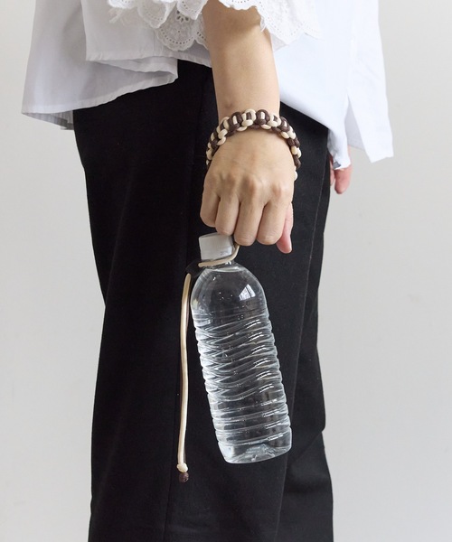 COMMON WARE(コモンウェアー)の「PUFF:DRINKCODE HOLDER ドリンクコード ドリンクホルダーストラップ(その他雑貨・レディース・ブルー/カーキ/ブラウン/ラベンダー・FREE)」の5枚目の写真