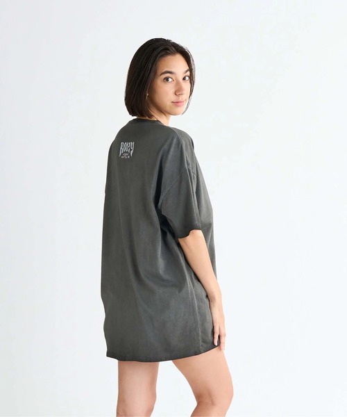 ROXY（ロキシー）の「SURFING HORIZONS /ロキシーオーバーサイズシルエット半袖Tシャツ（Tシャツ/カットソー・レディース・イエロー/ホワイト/ブラック・MEDIUM/LARGE/SMALL）」の12枚目の写真