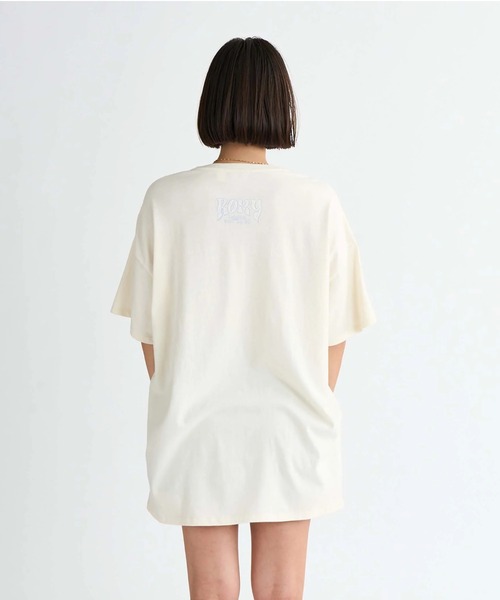 ROXY（ロキシー）の「SURFING HORIZONS /ロキシーオーバーサイズシルエット半袖Tシャツ（Tシャツ/カットソー・レディース・イエロー/ホワイト/ブラック・MEDIUM/LARGE/SMALL）」の16枚目の写真