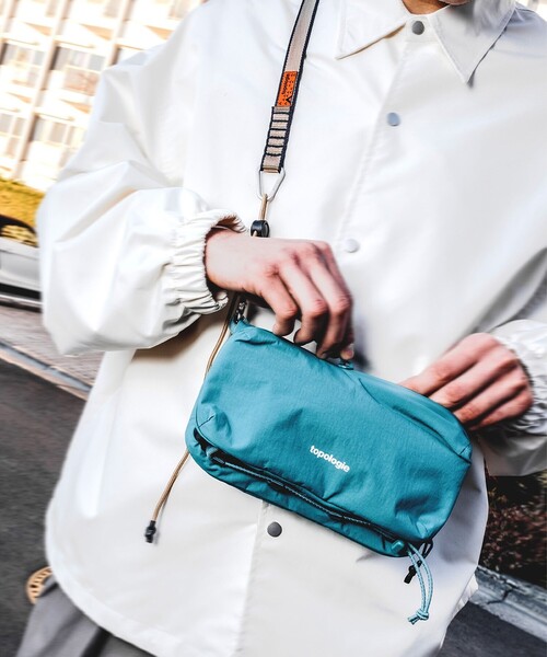 topologie トポロジー ショルダーバッグ モカ Large 新品 緑 topologie トポロジー ショルダーバッグ ドローストリング収納