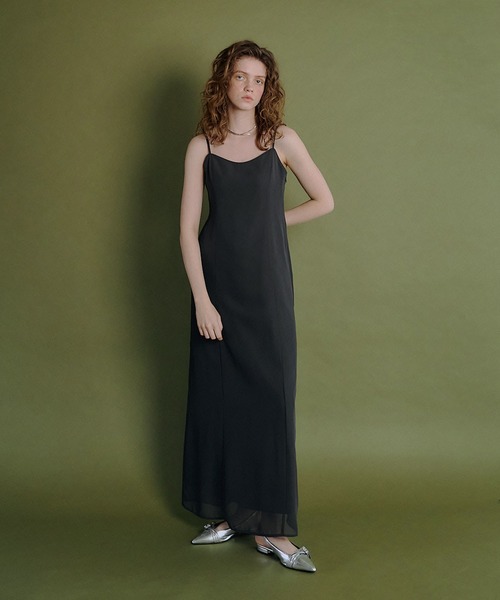 Frill shirt layered dress（ドレス）｜et.UNiVER（エトユニベール）の