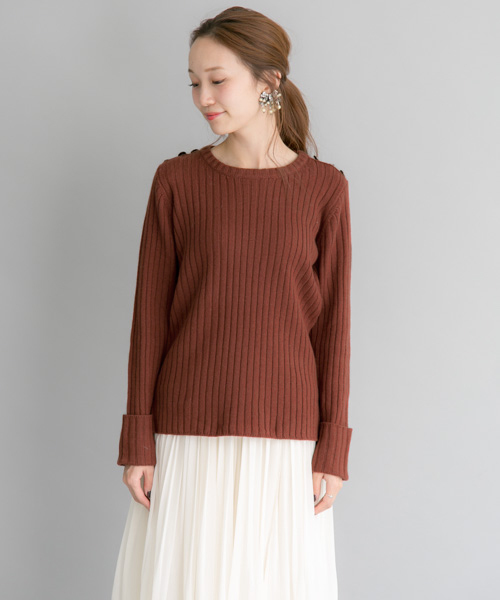 URBAN RESEARCH（アーバンリサーチ）の「UR 肩釦リブニットプルオーバー（ニット/セーター・レディース・ブラウン/オフホワイト/グレー・FREE）」の7枚目の写真