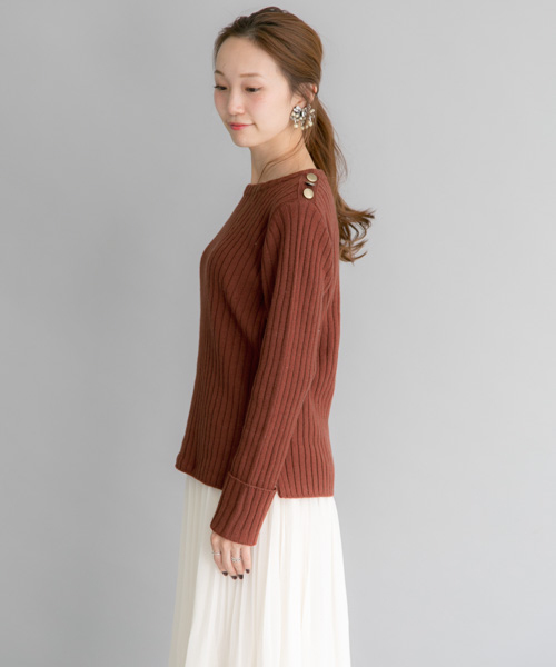 URBAN RESEARCH（アーバンリサーチ）の「UR 肩釦リブニットプルオーバー（ニット/セーター・レディース・ブラウン/オフホワイト/グレー・FREE）」の8枚目の写真
