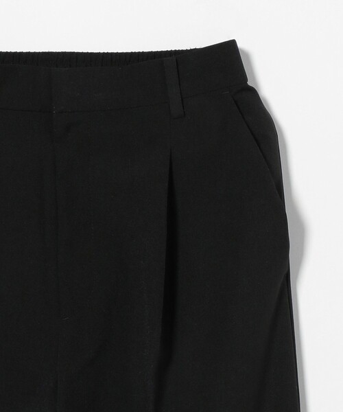 BEAUTY&YOUTH UNITED ARROWS(ビューティーアンドユースユナイテッドアローズ)の「タック テーパード パンツ -接触冷感/吸水速乾/防シワ-(スラックス・レディース・モカ/グレー/ブラック・XS/L/S/M)」の12枚目の写真