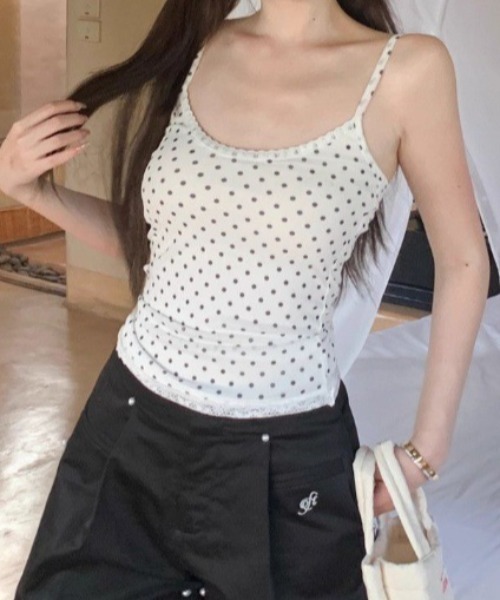 Mejoul(メジュール)の「ドット柄キャミソール(キャミソール・レディース・ホワイト/ブラック・F)」の5枚目の写真