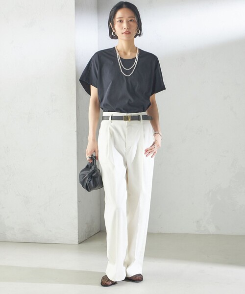 SHIPS(シップス)の「【SHIPS別注】assiette:〈手洗い可能〉プレミアム 天竺 Uネック TEE(Tシャツ/カットソー・レディース・ホワイト/ライトグリーン/ネイビー・ONE SIZE)」の12枚目の写真