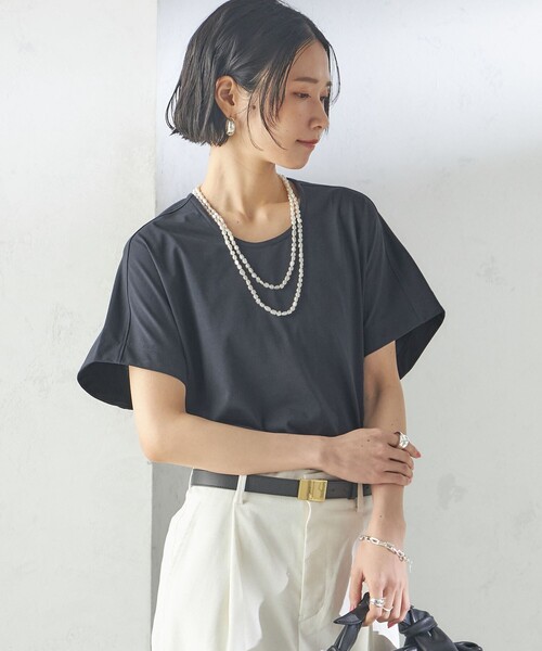 SHIPS(シップス)の「【SHIPS別注】assiette:〈手洗い可能〉プレミアム 天竺 Uネック TEE(Tシャツ/カットソー・レディース・ホワイト/ライトグリーン/ネイビー・ONE SIZE)」の14枚目の写真