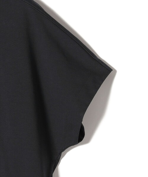SHIPS(シップス)の「【SHIPS別注】assiette:〈手洗い可能〉プレミアム 天竺 Uネック TEE(Tシャツ/カットソー・レディース・ホワイト/ライトグリーン/ネイビー・ONE SIZE)」の21枚目の写真