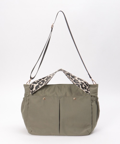 ikka（イッカ）の「撥水ナイロン2WAYショルダーバッグ（ショルダーバッグ・レディース・ブラック/ライム・FREE）」の19枚目の写真