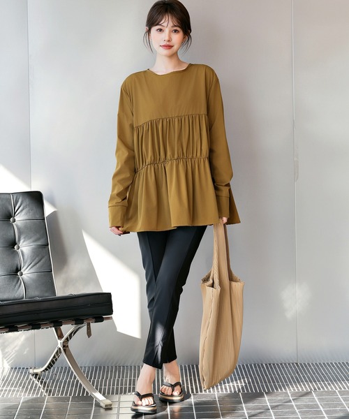 TeddyShop（テディショップ）の「【紫外線カット率99%以上/接触・急速冷感/体型カバー】レディース水着 長袖ラッシュガードティアードトップス+スリットレギンス+ショーツ 3点セット [大きいサイズ有]（水着・レディース・キャメル/カーキ/チャコールグレー/ホワイト・L/M/LL/3L/S）」の15枚目の写真