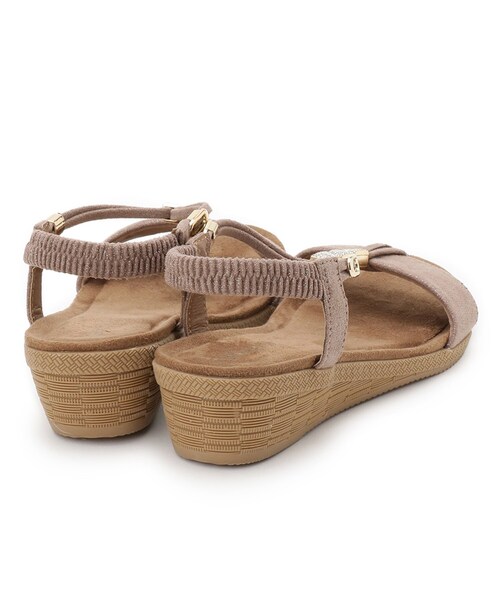 SHOO・LA・RUE（シューラルー）の「ビジューYストラップサンダル（サンダル・レディース・ダークグレー/ゴールド/ナチュラル・35/45）」の7枚目の写真