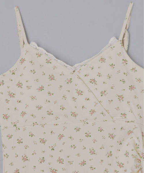 Olu.(オルドット)の「カップ付きフラワープリントワンピース(ワンピース・レディース・アイボリー/グレー・FREE)」の7枚目の写真