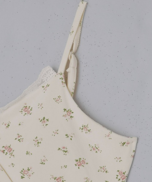 Olu.(オルドット)の「カップ付きフラワープリントワンピース(ワンピース・レディース・アイボリー/グレー・FREE)」の8枚目の写真