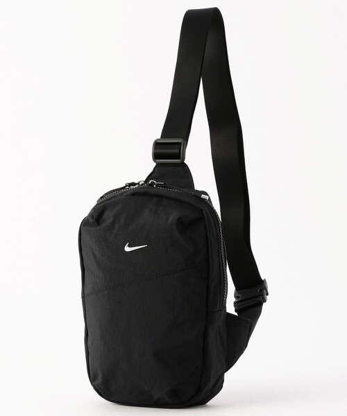 Nike オーラ クロスボディバッグ / ブラック HQ4370-010 NIKE ナイキ ショルダーバッグ オーラ クレセント クロスボディ