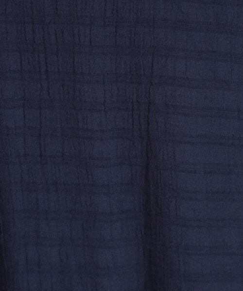 SHOO・LA・RUE（シューラルー）の「さらさら ドビーギャザー シャツワンピース（ワンピース・レディース・ネイビー/ダークブラウン/ナチュラル・04/03/02/01）」の11枚目の写真