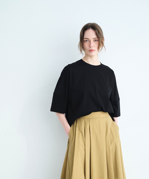 N.O.R.C(ノーク)の「フォルムトップス【クールスムース】(Tシャツ/カットソー・レディース・ブラック/オフホワイト/チャコール・フリー)」の15枚目の写真