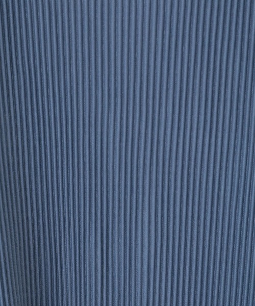 SOFFITTO（ソフィット）の「クリスタルプリーツ無地セットアップ(取り扱い店舗限定)（Tシャツ/カットソー・レディース・ブラック/ブルー/グレイッシュベージュ・FREE）」の16枚目の写真