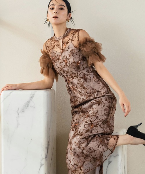 セール】キーネック スパンコール刺繍 チュール エンブロイダリー