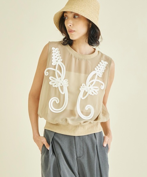 Settimissimo(セッティミッシモ)の「モチーフコード刺繍 シアーノースリーブプルオーバー(Tシャツ/カットソー・レディース・グレー/ブラック/ベージュ・FREE)」の19枚目の写真