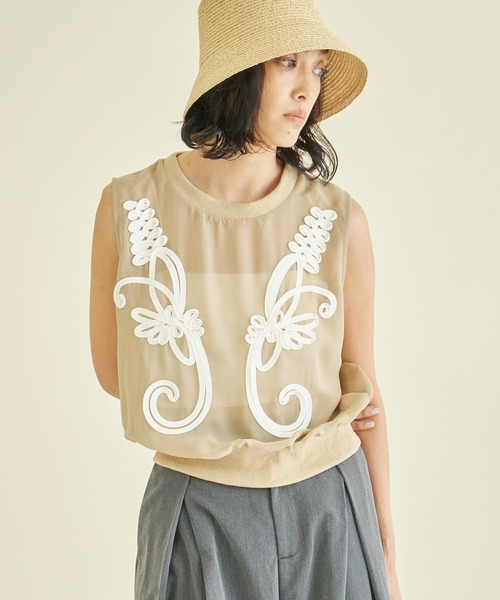 Settimissimo(セッティミッシモ)の「モチーフコード刺繍 シアーノースリーブプルオーバー(Tシャツ/カットソー・レディース・グレー/ブラック/ベージュ・FREE)」の20枚目の写真