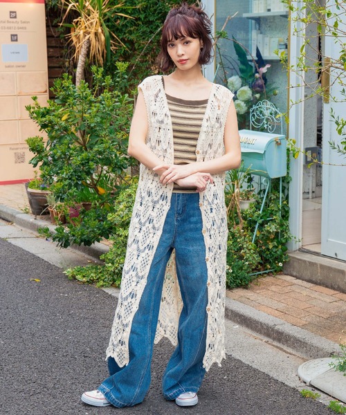 anap mimpi(アナップミンピ)の「クロッシェ 編み ロング ジレ ベスト(ベスト・レディース・ブラック/キナリ・FREE)」の1枚目の写真