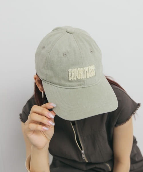 KBF(ケイビーエフ)の「プランプチェーンステッチCAP(キャップ・レディース・アイボリー/グリーン/ブラウン・ONE)」の6枚目の写真