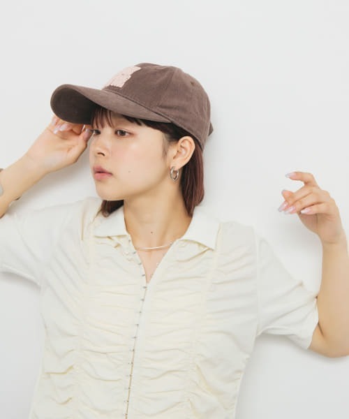 KBF(ケイビーエフ)の「プランプチェーンステッチCAP(キャップ・レディース・アイボリー/グリーン/ブラウン・ONE)」の11枚目の写真