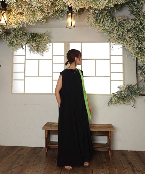 CORNERS by KR（コーナーズバイケーアール）の「【CORNERS by KR】タックロングワンピース（ワンピース・レディース・カーキ/ブラウン/ブラック・L/M）」の6枚目の写真