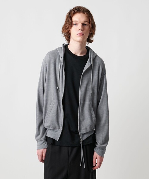 UNITED ARROWS & SONS（ユナイテッドアローズアンドサンズ）の「＜UNITED ARROWS & SONS by MASAKI KAWASE＞ W/P WFL ZIP HOODIE/フーディ（パーカー・メンズ・ライトグレー/ダークグレー/ブラック・XL/L/M）」の4枚目の写真