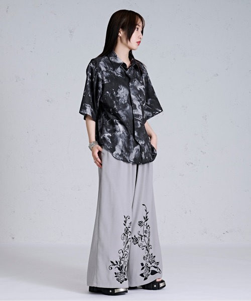 Ellno Loset(エルノロゼット)の「チェーンネクタイセットGALAXYシャツ(シャツ/ブラウス・メンズ・オフホワイト/パープル系その他/ブラック系その他・MEDIUM/SMALL/LARGE)」の17枚目の写真