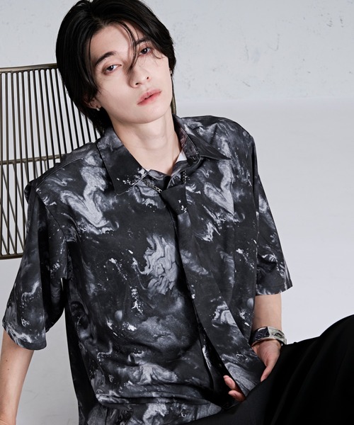 Ellno Loset(エルノロゼット)の「チェーンネクタイセットGALAXYシャツ(シャツ/ブラウス・メンズ・オフホワイト/パープル系その他/ブラック系その他・MEDIUM/SMALL/LARGE)」の22枚目の写真