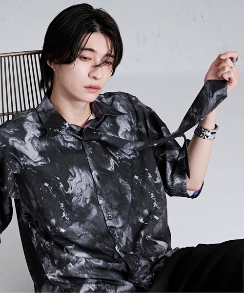 Ellno Loset(エルノロゼット)の「チェーンネクタイセットGALAXYシャツ(シャツ/ブラウス・メンズ・オフホワイト/パープル系その他/ブラック系その他・MEDIUM/SMALL/LARGE)」の21枚目の写真