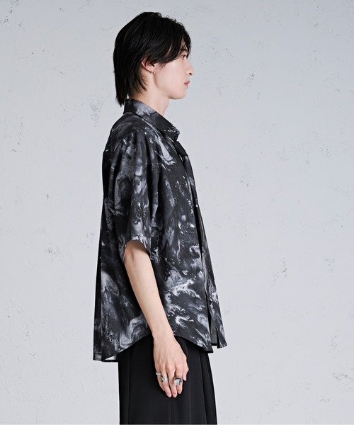 Ellno Loset(エルノロゼット)の「チェーンネクタイセットGALAXYシャツ(シャツ/ブラウス・メンズ・オフホワイト/パープル系その他/ブラック系その他・MEDIUM/SMALL/LARGE)」の19枚目の写真
