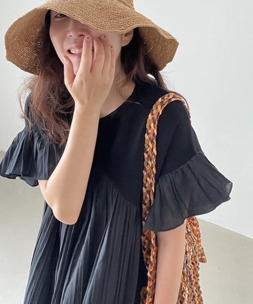 Aelina(エリナ)の「異素材切り替えワンピース(ワンピース・レディース・ブラック/ピンク・F)」の8枚目の写真