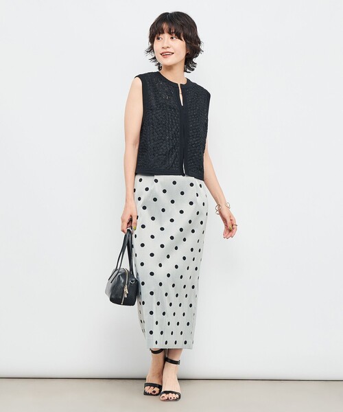 NOLLEY’S(ノーリーズ)の「《手洗い可能》フラワー刺繍生地ベスト(ベスト・レディース・ブラック/オフホワイト・38)」の19枚目の写真