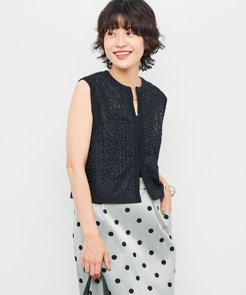 NOLLEY’S(ノーリーズ)の「《手洗い可能》フラワー刺繍生地ベスト(ベスト・レディース・ブラック/オフホワイト・38)」の20枚目の写真