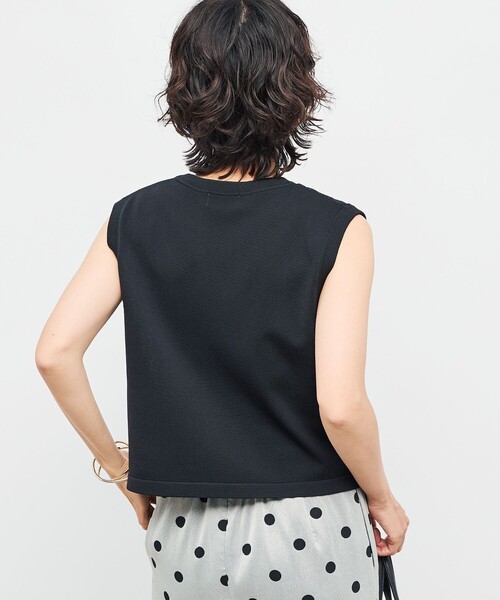 NOLLEY'S（ノーリーズ）の「《手洗い可能》フラワー刺繍生地ベスト