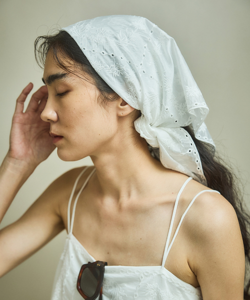 IENA（イエナ）の「レーススカーフ（バンダナ/スカーフ・レディース・ホワイト・FREE）」の20枚目の写真