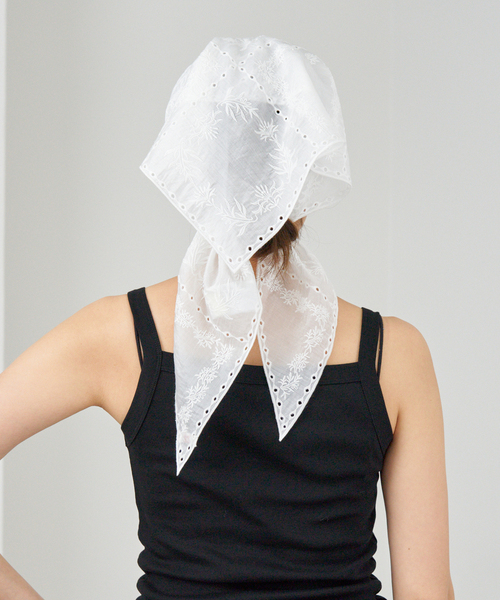 IENA（イエナ）の「レーススカーフ（バンダナ/スカーフ・レディース・ホワイト・FREE）」の12枚目の写真