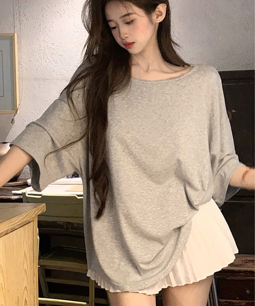 Songe(ソンジュ)の「バックオープンオーバーサイズ半袖Tシャツ(Tシャツ/カットソー・レディース・ホワイト/グレー/ブラック・M/L)」の13枚目の写真