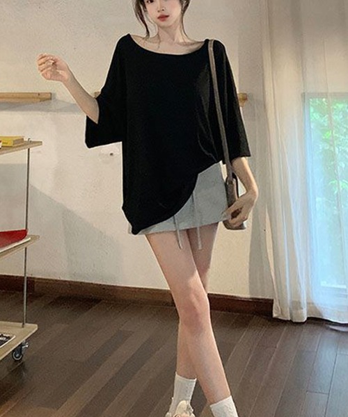 Songe(ソンジュ)の「バックオープンオーバーサイズ半袖Tシャツ(Tシャツ/カットソー・レディース・ホワイト/グレー/ブラック・M/L)」の8枚目の写真