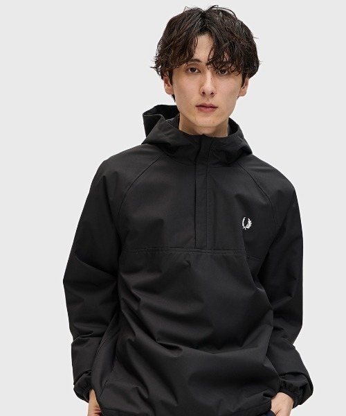 FRED PERRY ブラックナイロンジャケット Mサイズ フレッドペリー ナイロンジャケット M ブラック FRED PERRY SPORTS