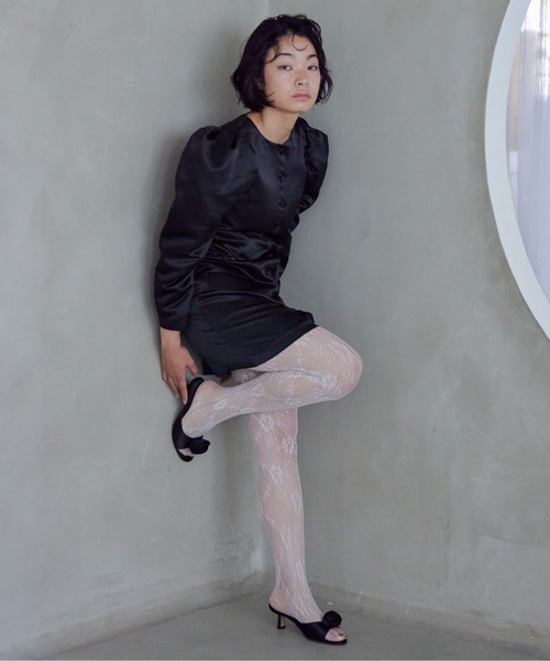 etre loin(エトルワン)の「Volume sleeve mini dress(ワンピース・レディース・グレー/ブラック/ピンクベージュ・M)」の2枚目の写真