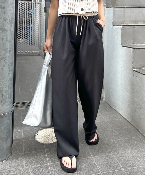 ABYS(アビス)の「ウエスト配色リラックススラックス(スラックス・レディース・グレー/ブラック・MEDIUM)」の6枚目の写真