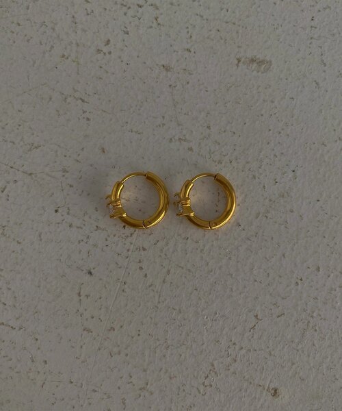 DouDou(ドゥドゥ)の「【インフルエンサー SAKURA企画】アレルギー対応 スターピアス(ピアス(両耳用)・レディース・シルバー/ゴールド・FREE)」の6枚目の写真